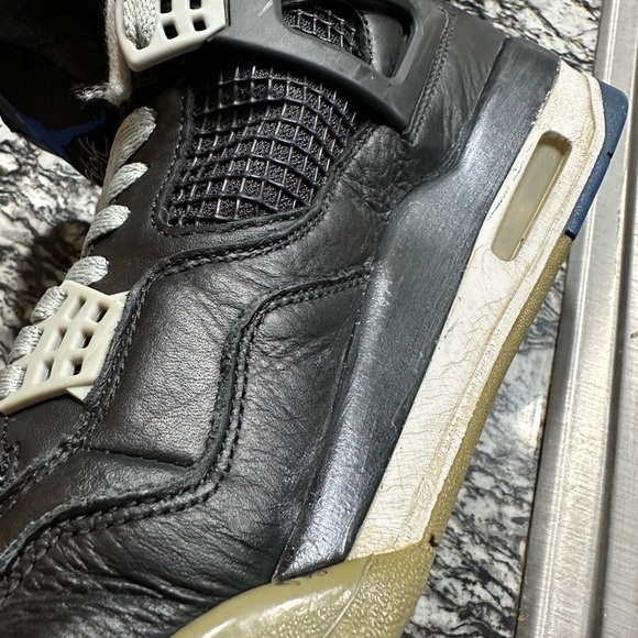 Size 10.5- Jordan 4 Retro Motorsports Alternate 2017 - Picture 15 of 15